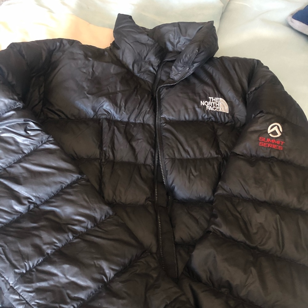 Men’s The North Face puffer jacket